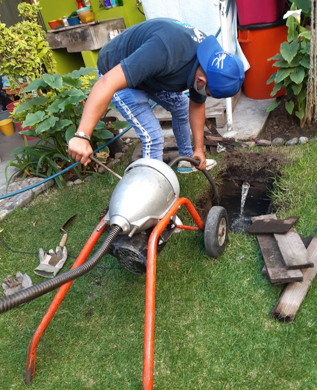 PLOMEROS URGENTES EN LINDAVISTA